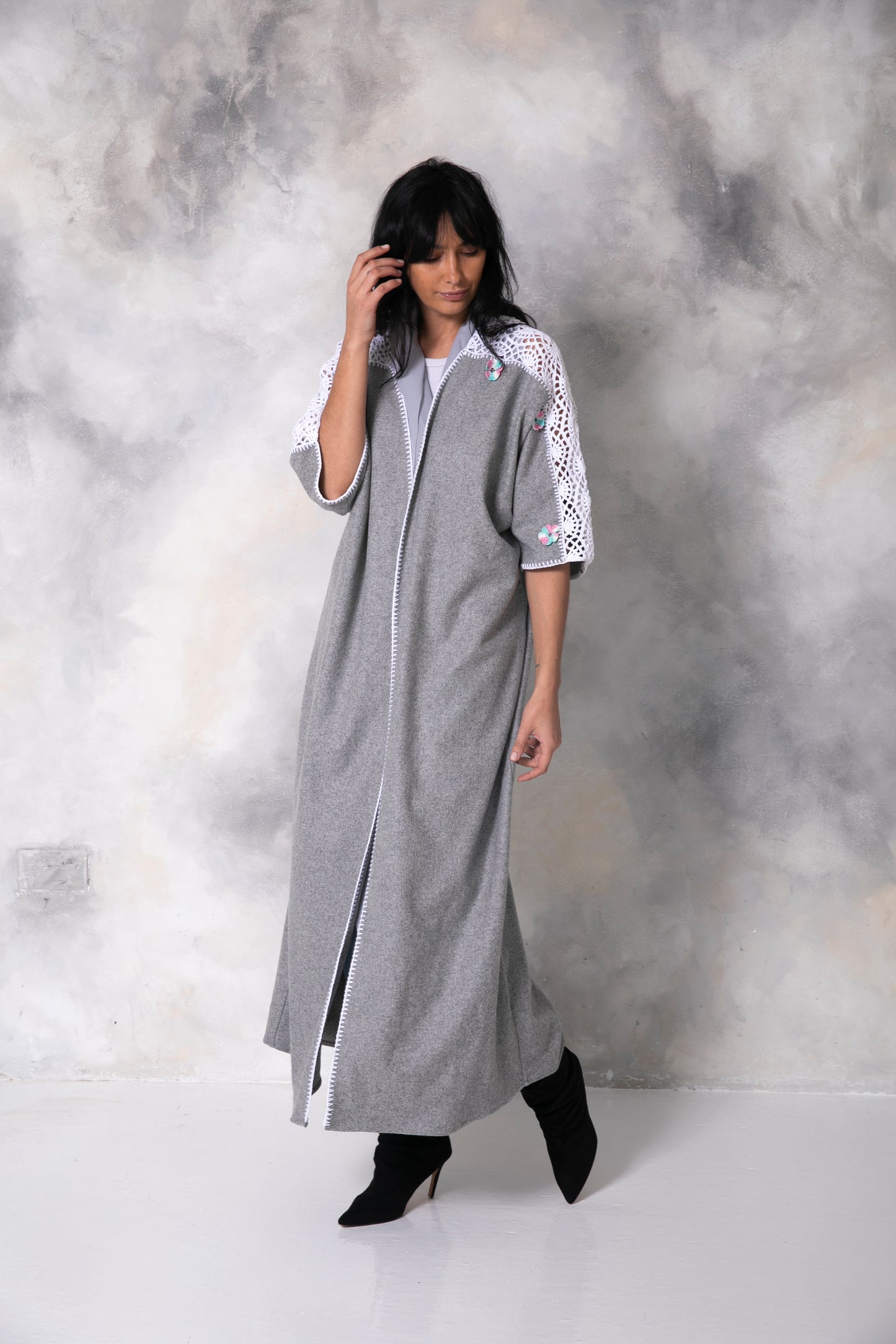 Light grey wool abaya with handmade crochet