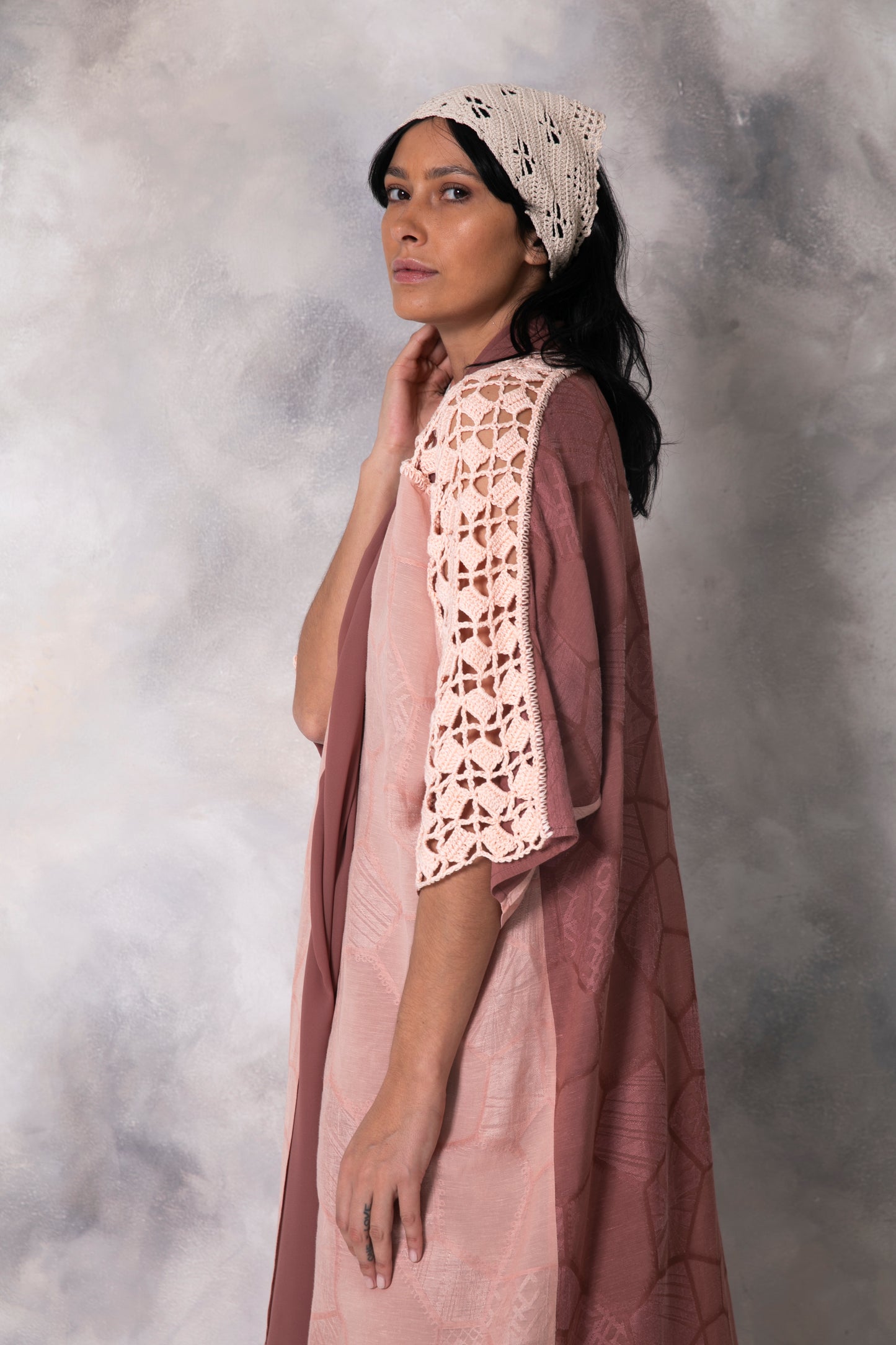 2 tone blush abaya with handmade crochet