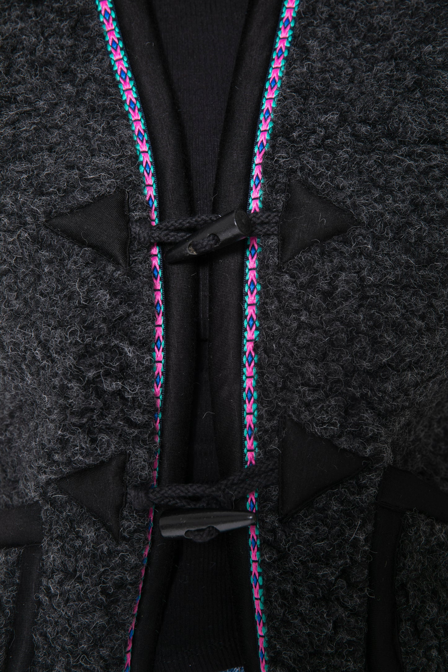 Al Ula Vest- Virgin Wool- Black