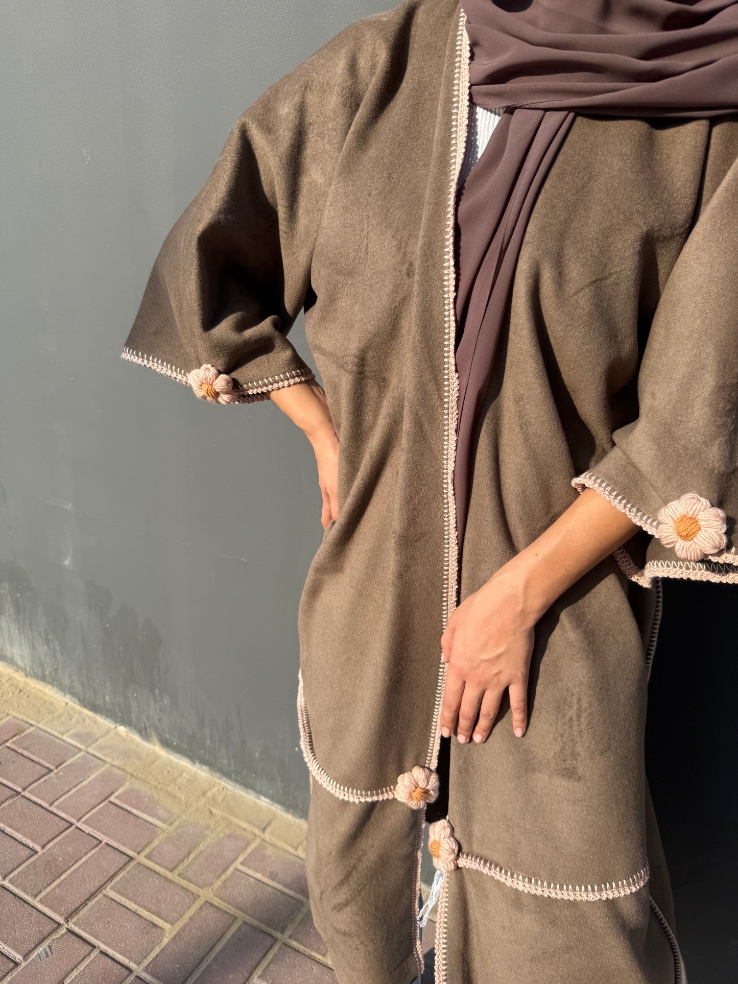 cashmere abaya with handmade crochet flowers - Brown