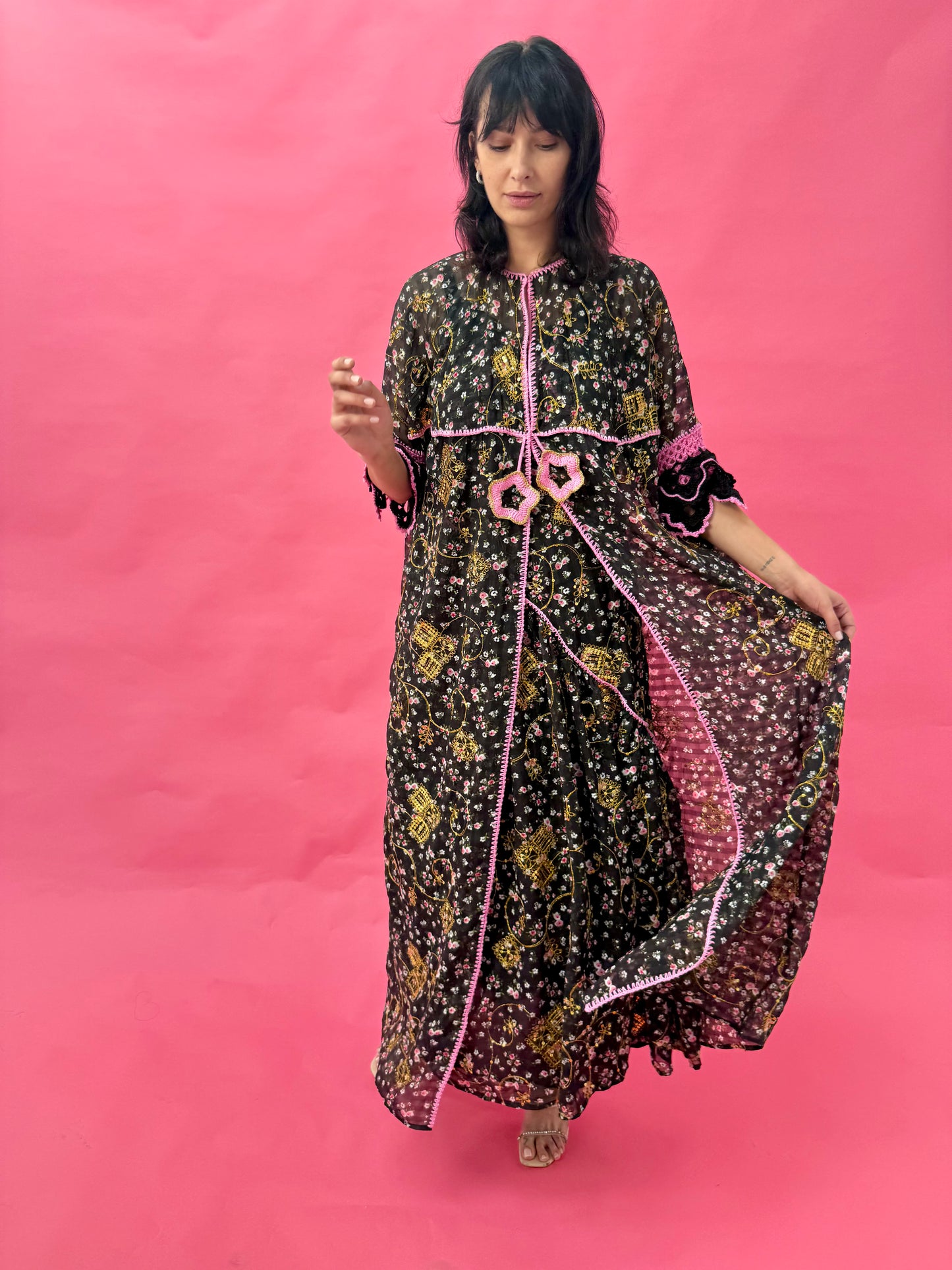 Chiffon abaya set with handmade crochet sleeves - Drop Daisy