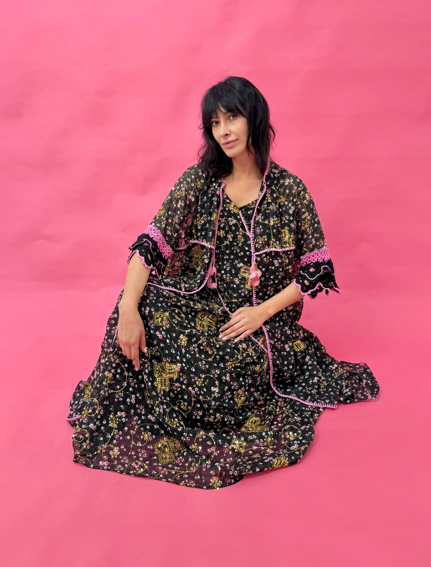 Chiffon abaya set with handmade crochet sleeves - Drop Daisy