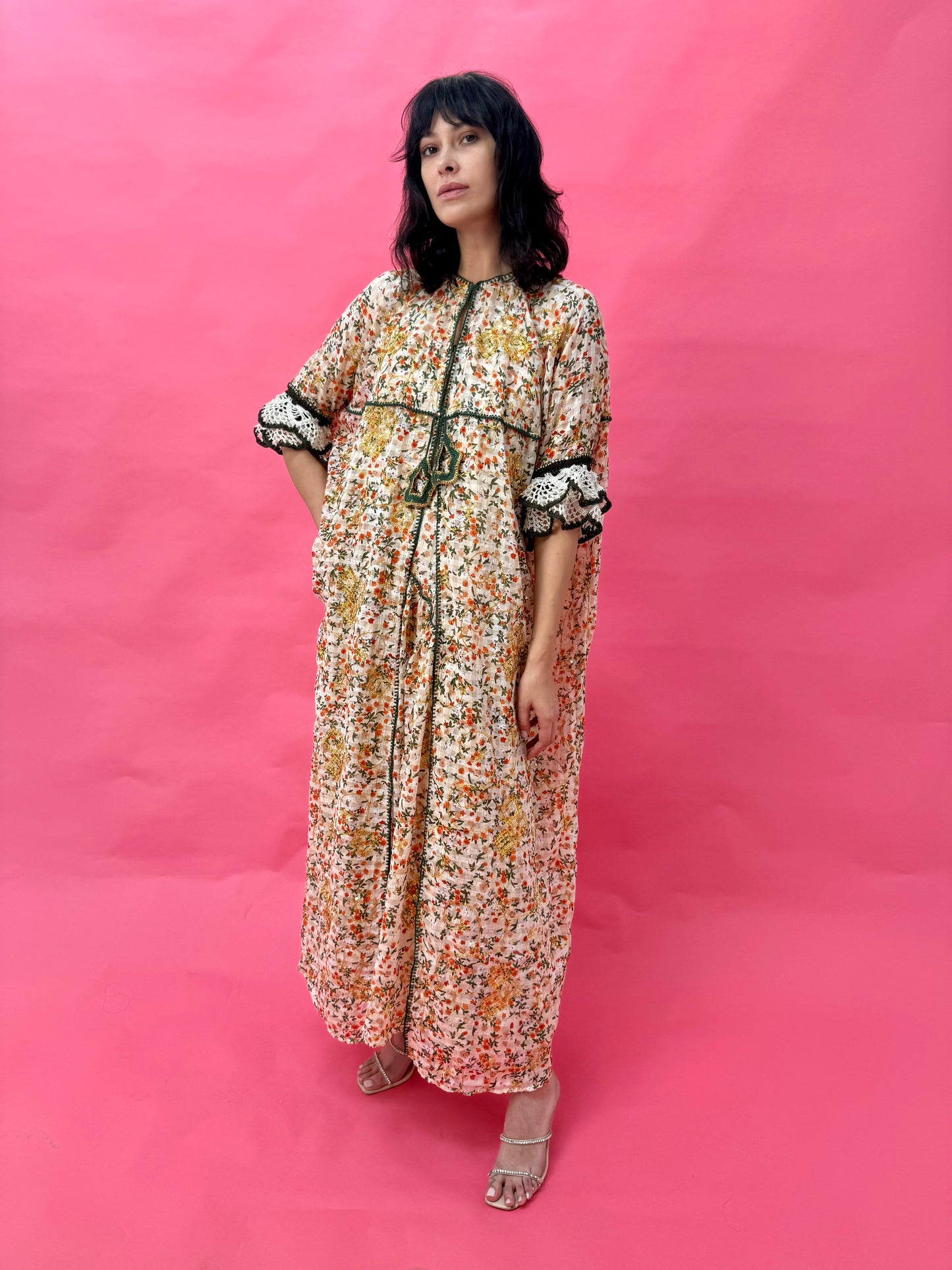 Chiffon abaya set with handmade crochet sleeves - Drop Daisy