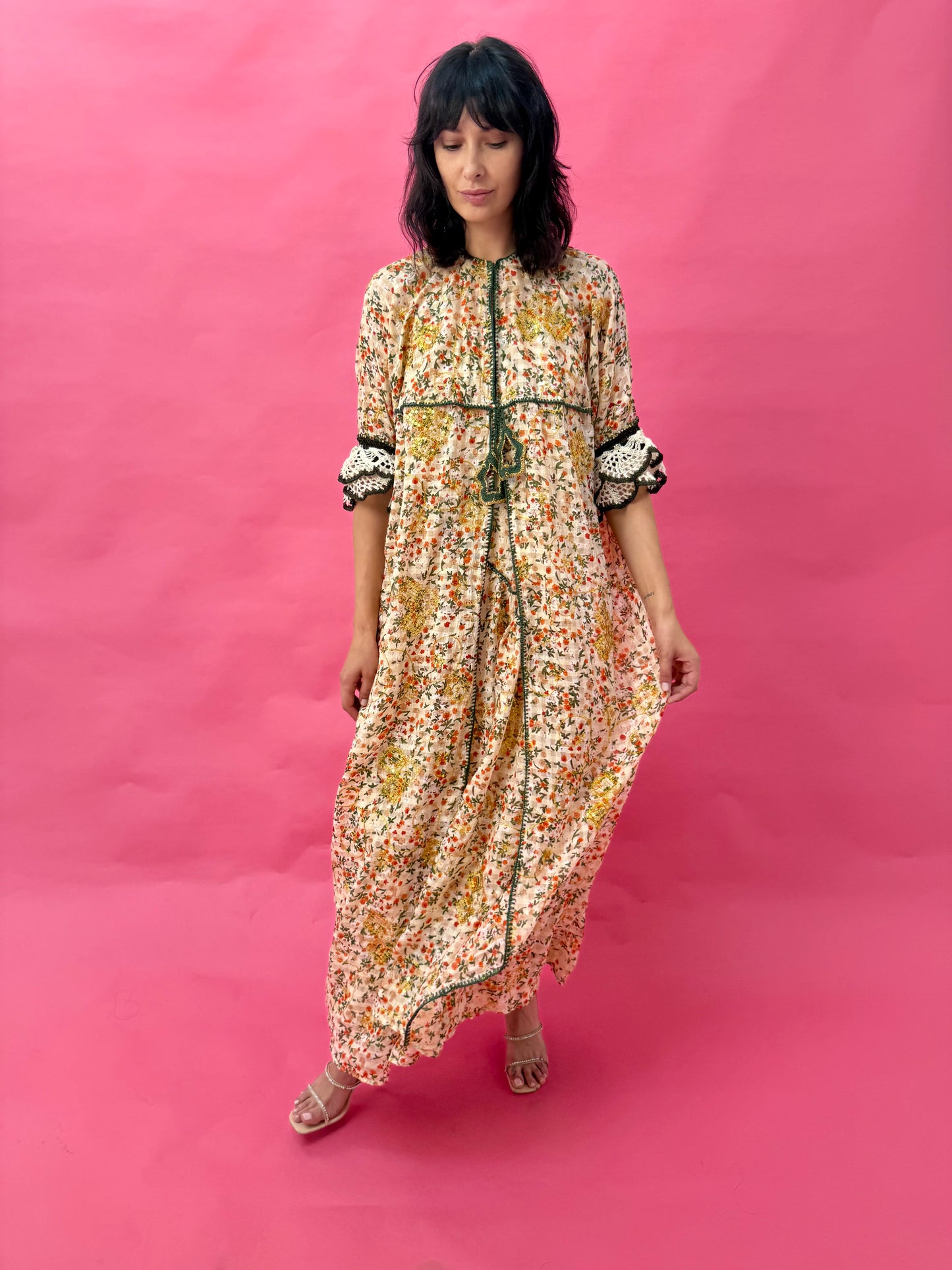 Chiffon abaya set with handmade crochet sleeves - Drop Daisy