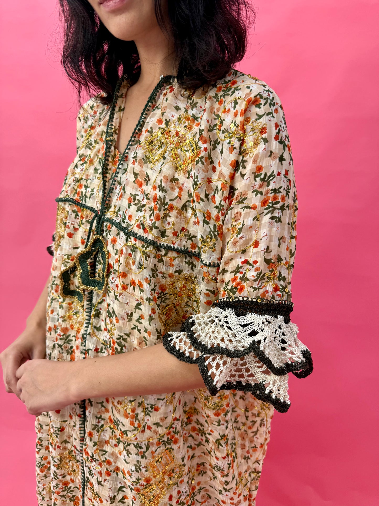 Chiffon abaya set with handmade crochet sleeves - Drop Daisy