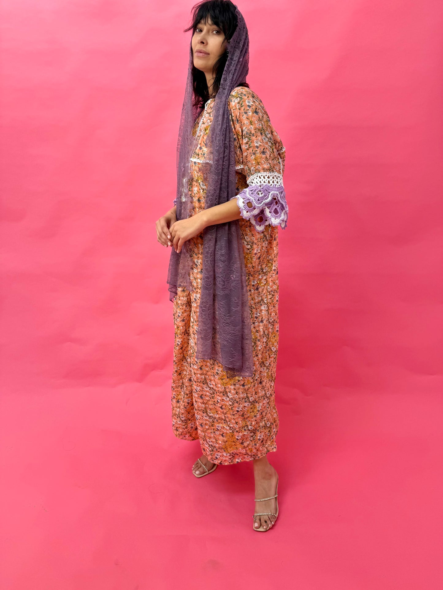 Chiffon abaya set with handmade crochet sleeves - Drop Daisy