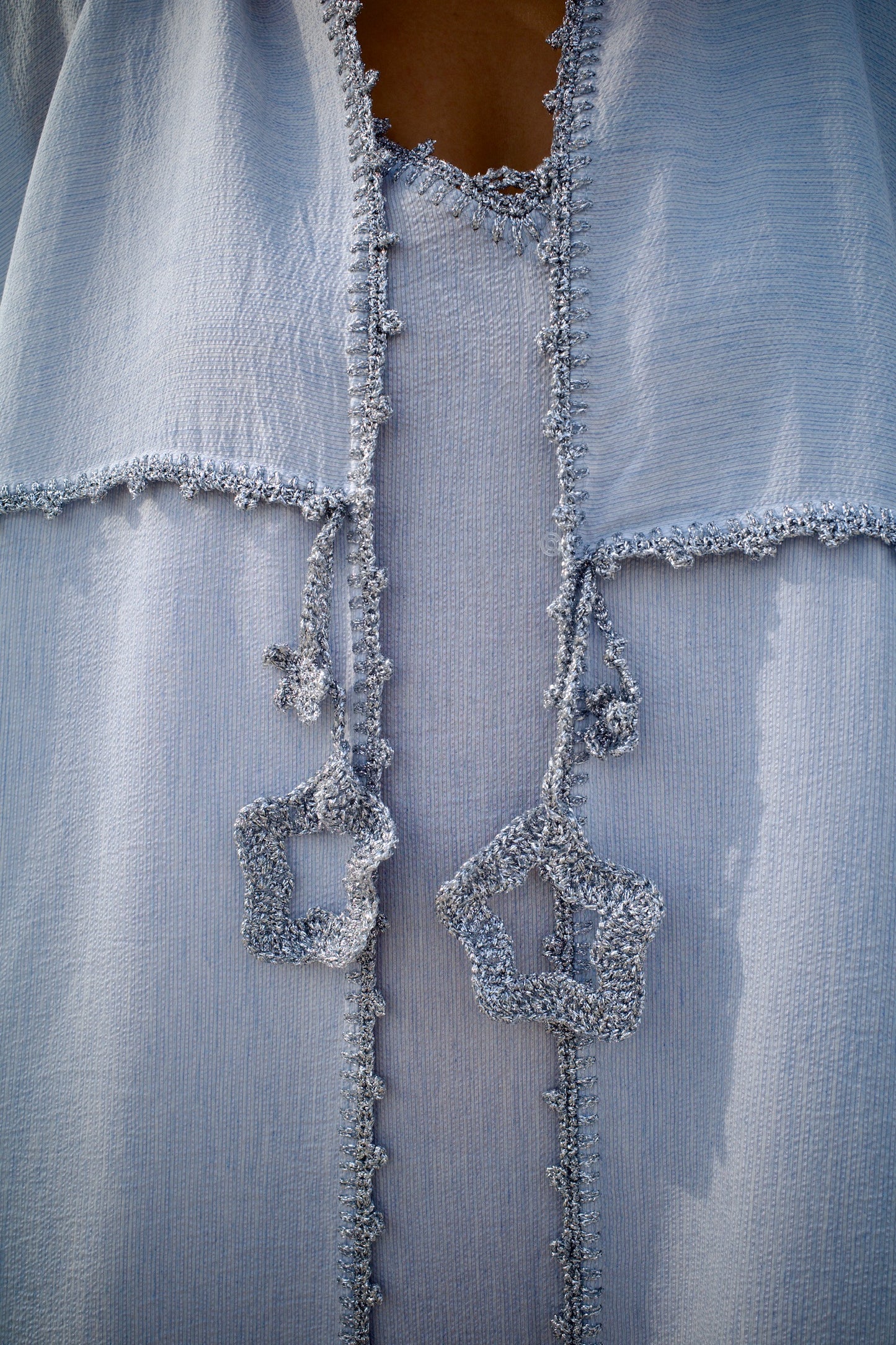 Abaya set with handmade crochet - Light blue