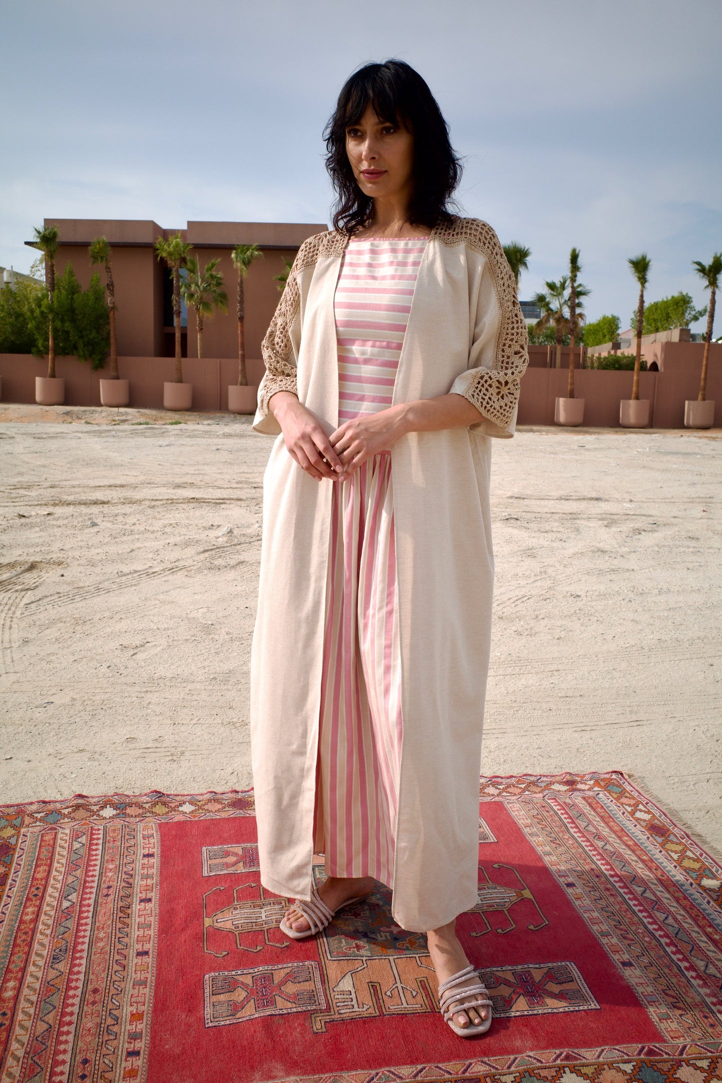 Linen abaya set with handmade crochet - Gold