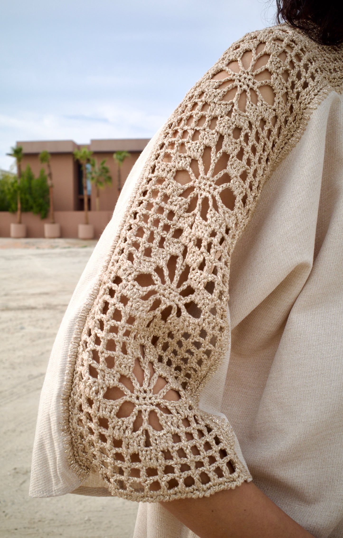 Linen abaya set with handmade crochet - Gold