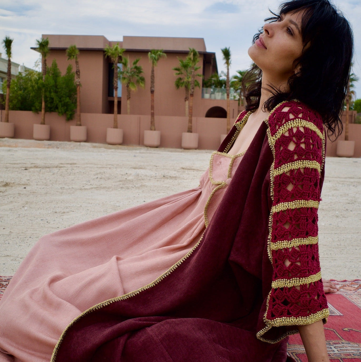 Corduroy abaya set with handmade crochet - Maroon/Pink