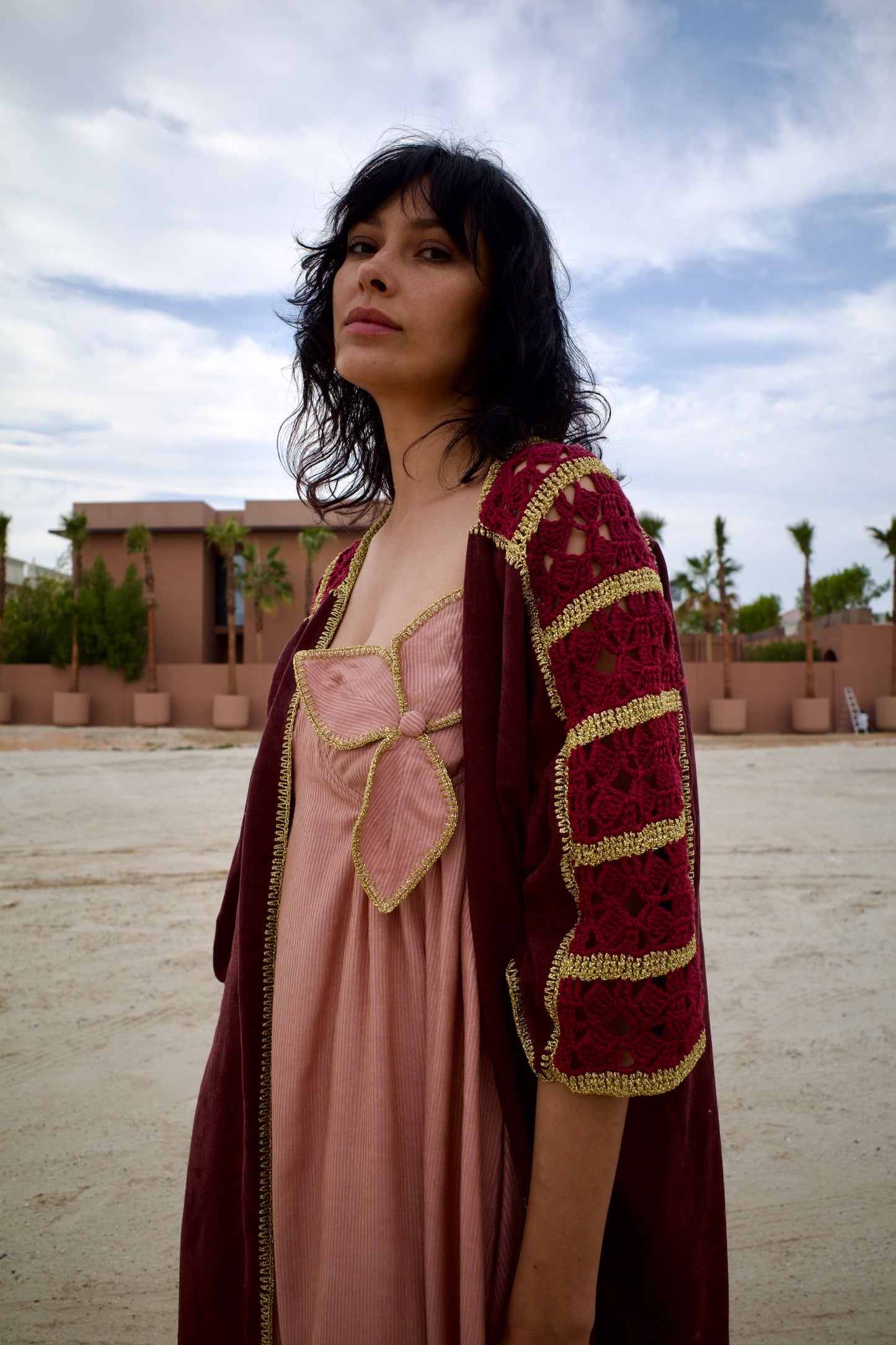 Corduroy abaya set with handmade crochet - Maroon/Pink